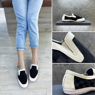 Giày slip on nữ trắng đen hoạ tiết caro da lì sliponcarob