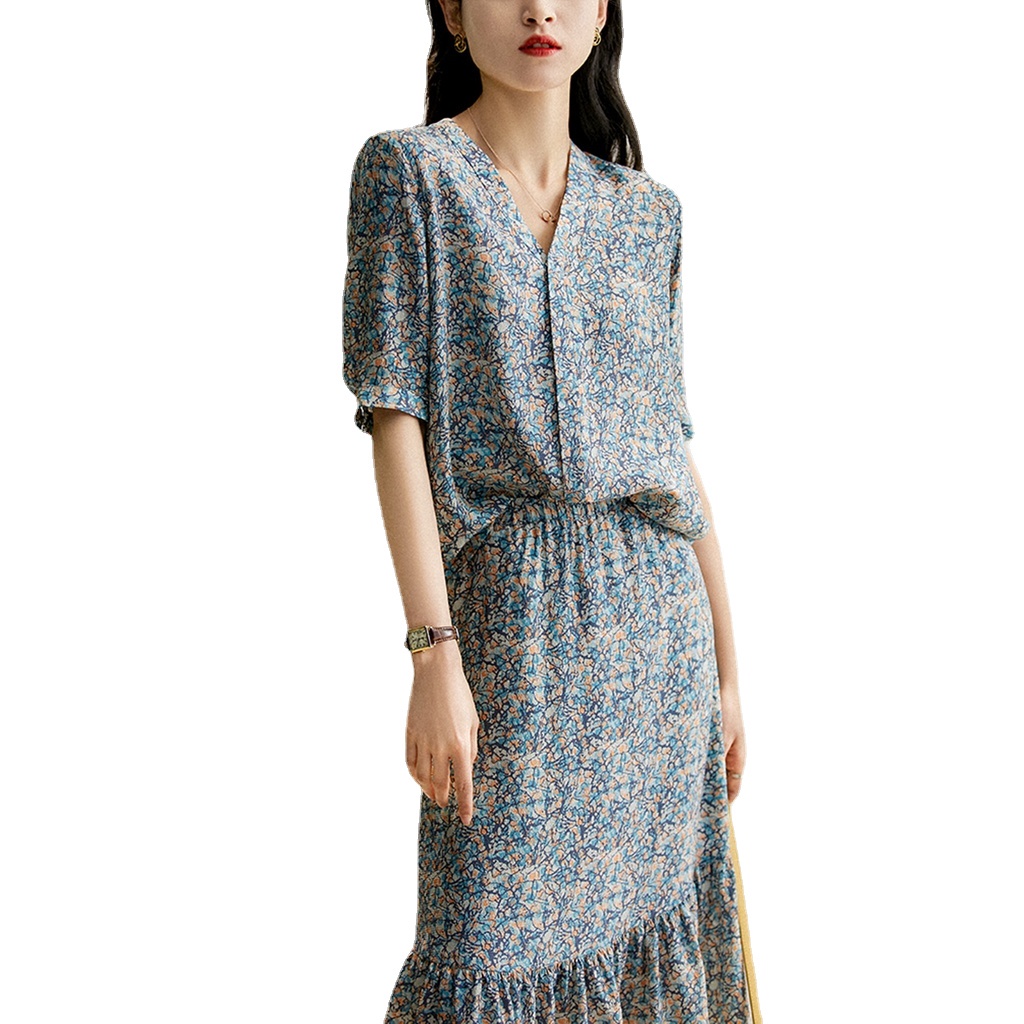Áo Sơ Mi Đa Năng Giả Lụa Mulberry Cao Cấp Cảm Giác Thời Trang Cao Cấp Phù Hợp Với Mọi Phong Cách Cổ Tích Cao Cấp Ôm Eo Mỏng Cá Tính OL Cao Cấp @