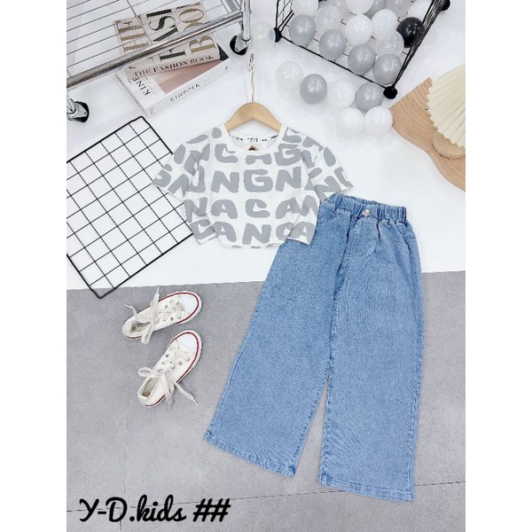 Bộ  áo croptop chữ quần xuông cá tính bé gái