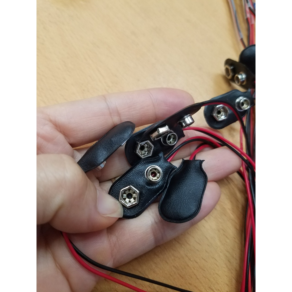 Xuongpinoto.vn  Đèn led nhiều màu sắc kèm đế pin 9v và công tắc dùng để trang trí và chế tạo,hàng mới 100%