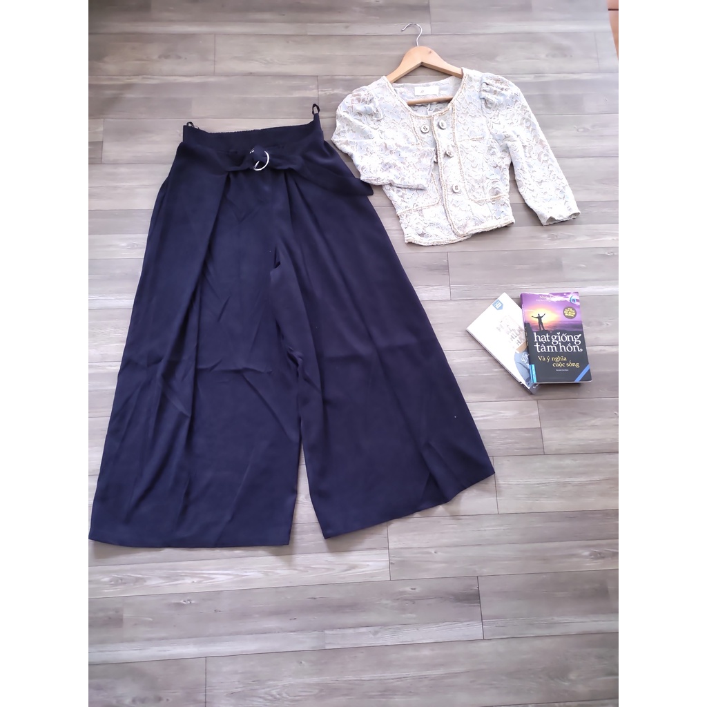 Set xinh . quần ống rộng. áo croptop