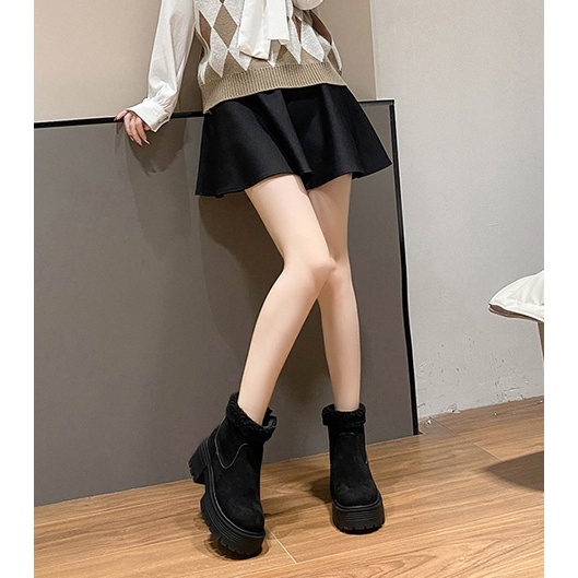 Boots cổ lông nữ. Boots mùa đông cổ ngắn da lộn. Chelsea boots.