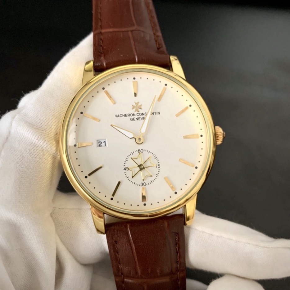 Đồng Hồ Nam Vacheron Constantin Kim rốn mượt, dây da mềm, khóa có logo tinh tế, lịch lãm quý phái.