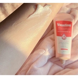 Kem dưỡng da tay và móng Vaseline Deep Moisture 60ml