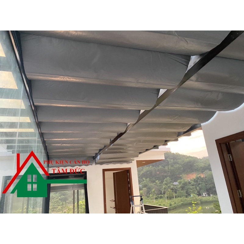 Mái Che Giếng Trời