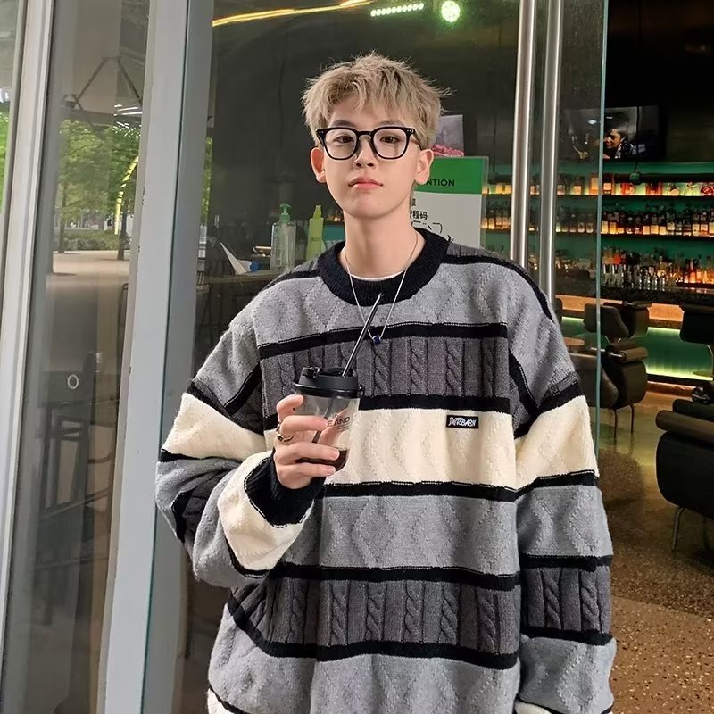 Áo Sweater Dệt Kim Dày Dáng Rộng Cổ Tròn Họa Tiết Kẻ Sọc Màu Xanh Lá Thời Trang Thu Đông Cho Nam