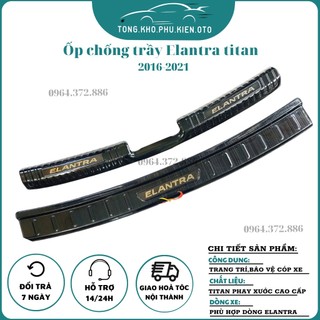 Ốp Chống Trầy Cốp Trong, Ngoài Xe Hyundai Elantra 2016-2021, chất liệu Titan cao cấp