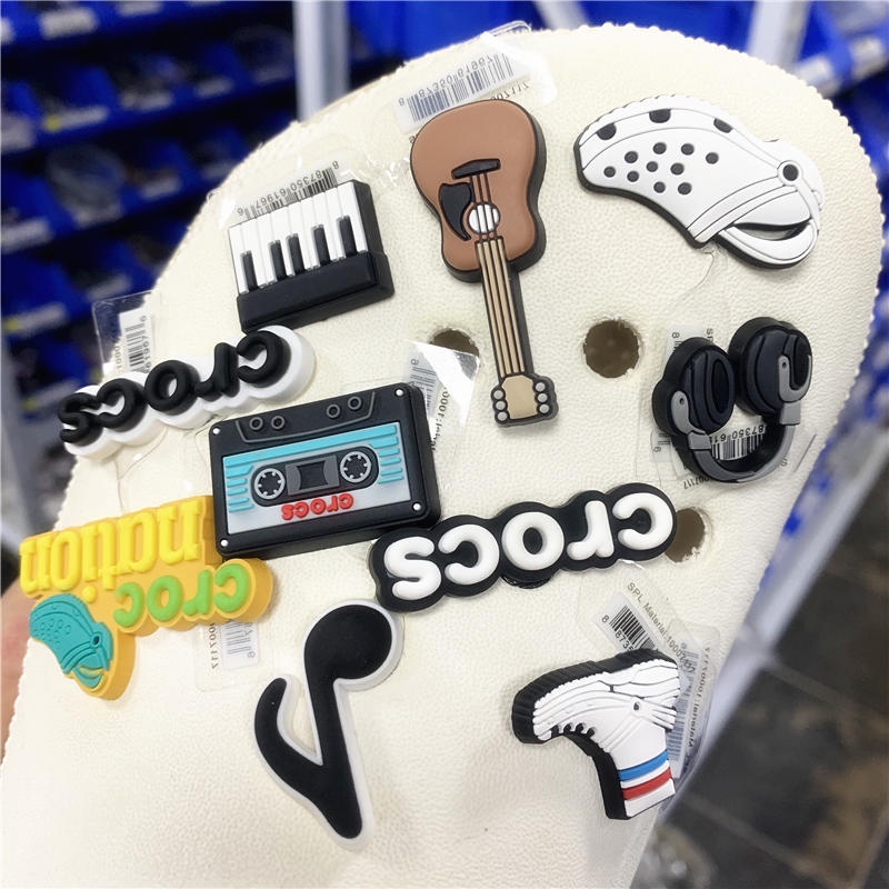 Jibbitz Crocs Phụ kiện khóa giày Love Music Series PVC Giày Badge Trang trí FZL68