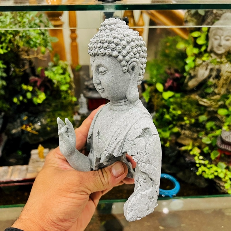 Tượng Phật Bán Thân - Đá Sa Thạch