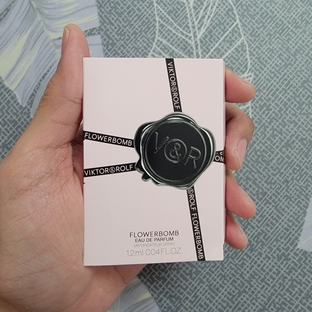 Vial Mẫu Thử Nước Hoa Viktor&Rolf Flowerbomb