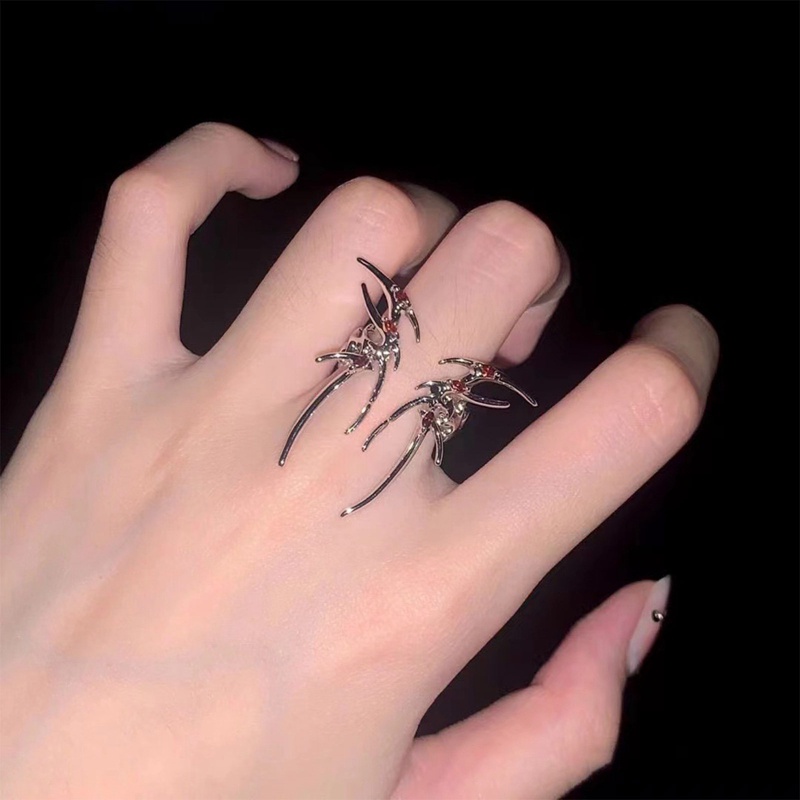 Nhẫn Hở Hình Bướm Màu Bạc Thiết Kế Bất Đối Xứng Phong Cách Punk Gothic Thời Trang
