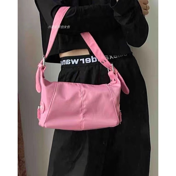Túi Đeo Vai Một Hàng Lỗ Bằng Vải Nylon Phong Cách Âu Mỹ Retro Thời Trang