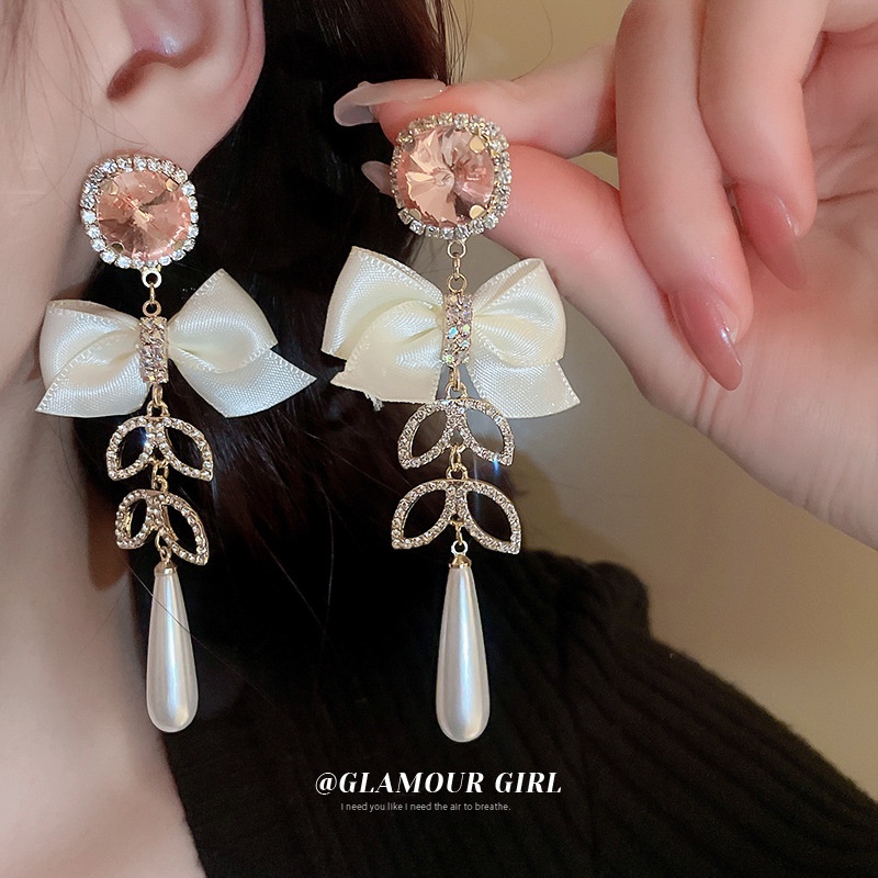 Bông Tai Hình Chiếc Lá / Giọt Nước Đính Đá Độc Đáo