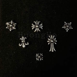 Khuyên Unisex Khuyên Chrome Heart Nam Nữ Thép Không Gỉ