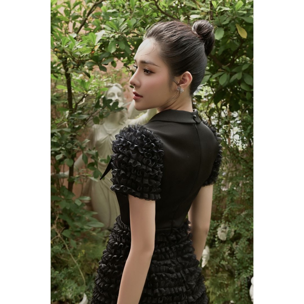 Đầm thiết kế đính hoa ngực dáng chữ A tiểu thư SERENADE DRESS - Le Soleil