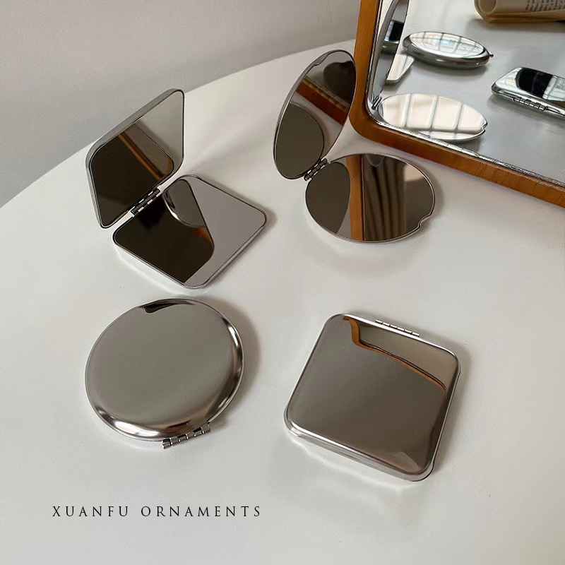 Gương Trang Điểm Hai Mặt Nhỏ Gọn Có Thể Gập Lại Cho Nữ