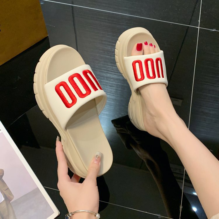 Dép bánh mì U00 đế cao 5P, Dép quai ngang chữ U00 màu kem đế êm tăng chiều cao tôn dáng