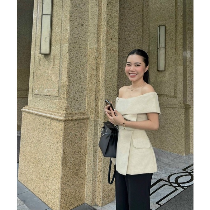 Set áo trễ vai chéo có bo chun peplum sang trọng kèm quần ống suông rộng
