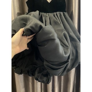 Váy thiết kế size M newtag , thanh lý