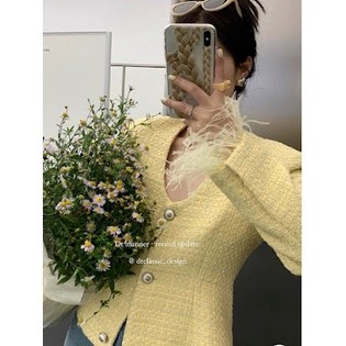 Áo khoác ume tweed vàng cổ v viền lông tay dài