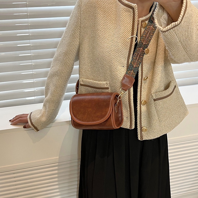 Mischa Túi Đeo Vai Bằng Da PU Màu Trơn Phong Cách Phương Tây Cổ Điển Thời Trang