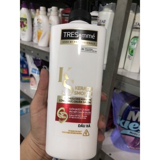 Dầu xã Treseme cho tóc bóng mượt chai 480g