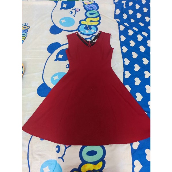 Thanh lý váy Gumac cổ tim