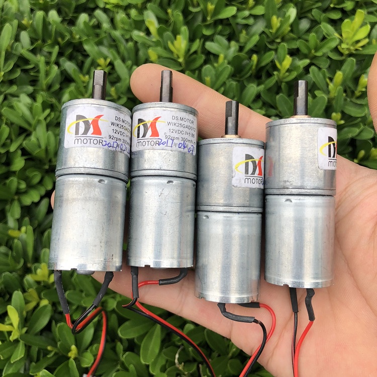 Động cơ giảm tốc 12V 92 vòng/phút DS 370. Mô-men xoắn cao 3KGcm tỷ lệ tốc độ 1:86