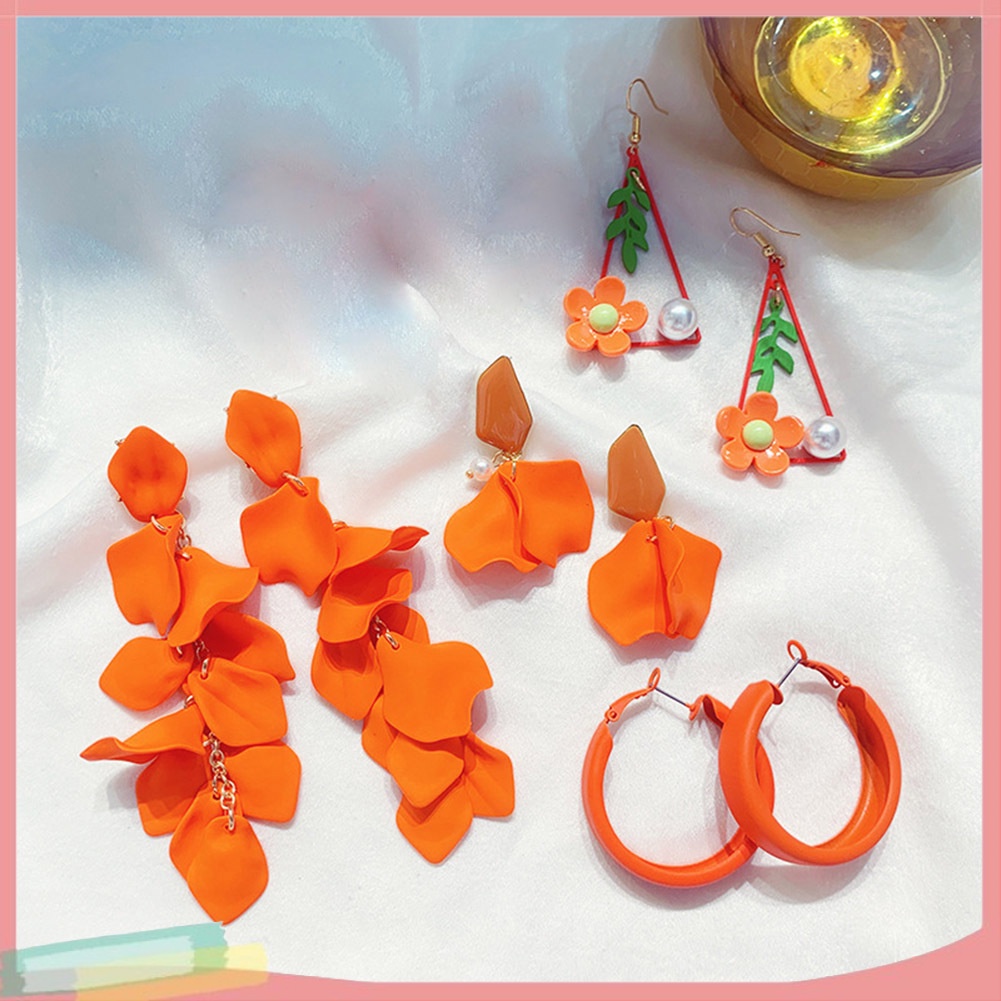 Đôi Khuyên Tai Hình Hoa Đính Kim Cương Giả Thời Trang Cho Nữ