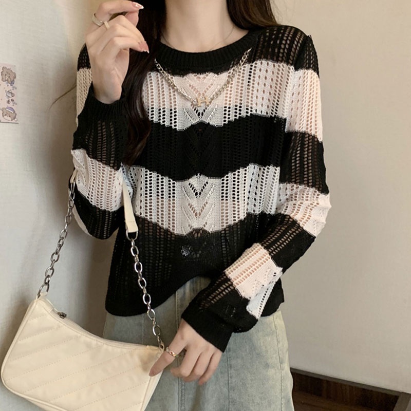 Áo Dệt Kim Tay Dài Cổ Tròn Họa Tiết Kẻ Sọc Thiết Kế Bất Đối Xứng Thời Trang Hàn Quốc Cho Nữ