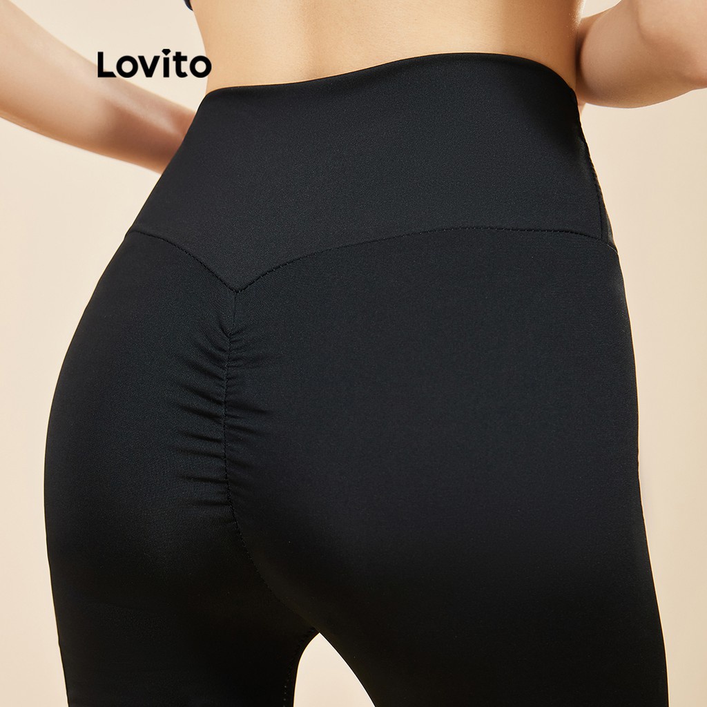 Quần đùi legging Lovito lưng cao nâng mông màu trơn họa tiết xếp nếp phong cách thể thao L15X158 (Màu đen)