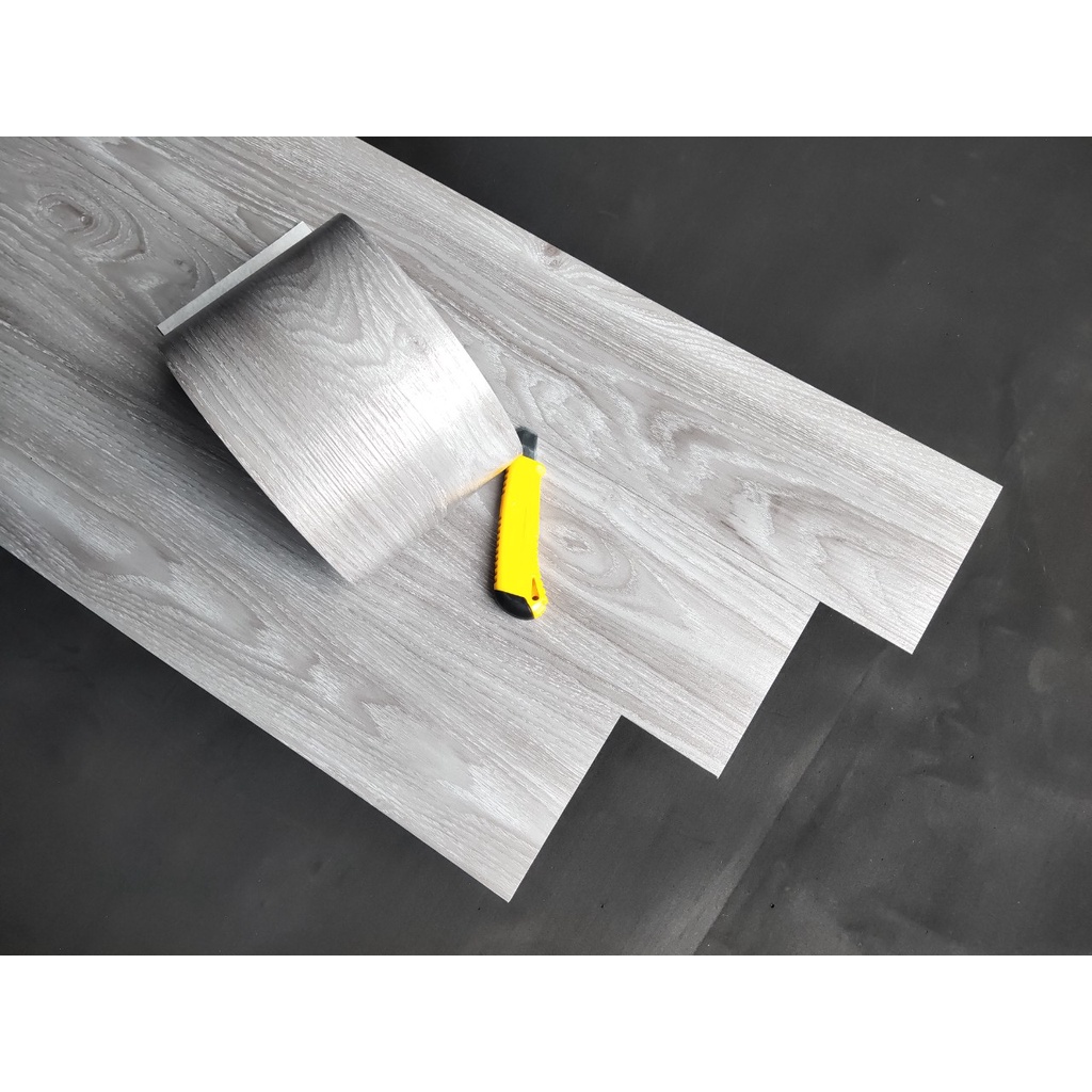 Sàn nhựa giả gỗ bóc dán sẵn keo dự dinh nhựa nguyên sinh hàng loại 1 chống trơn chống xước mã 26