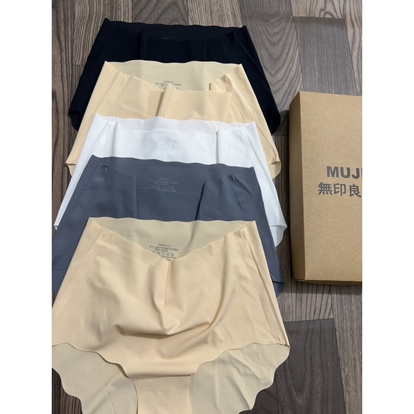 Combo 5 quần lót nữ su đúc cao cấp ko lộ viền( giá lẻ=giá sỉ)