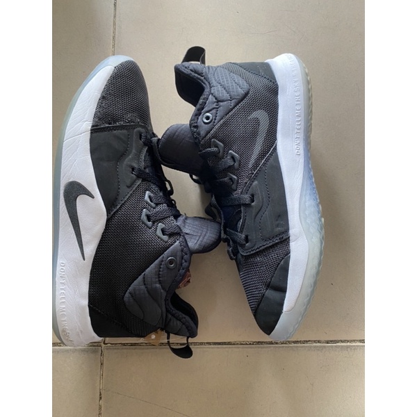 Giày chính hãng đã qua sử dụng