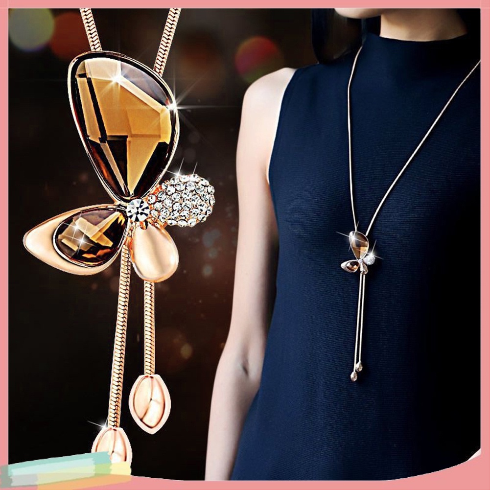 Vòng Cổ Mặt Bướm Đính Đá Thời Trang