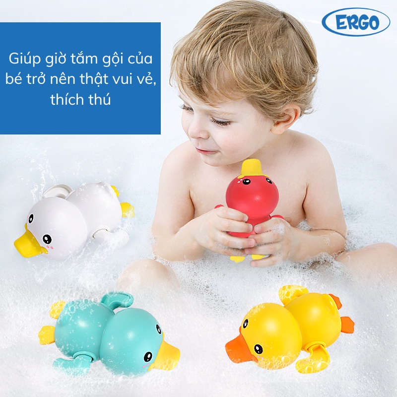 Đồ chơi thả bồn tắm bao gồm nhiều loại như rùa, cua, vịt giúp bé thư giãn