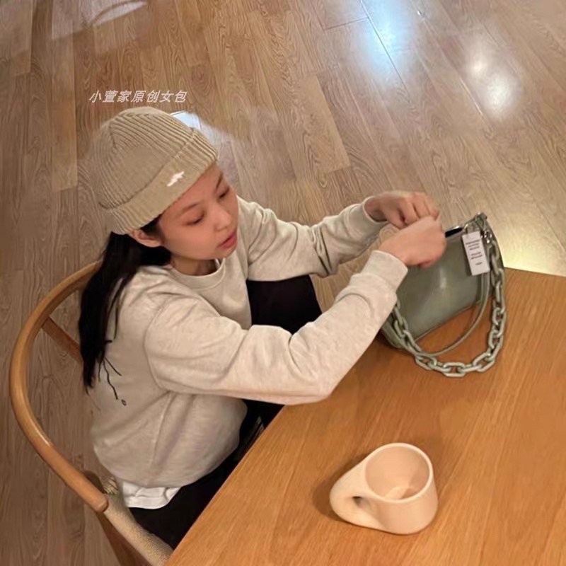 Túi xách đeo vai NIEEH màu xanh bơ giống Jennie BLACKPINK