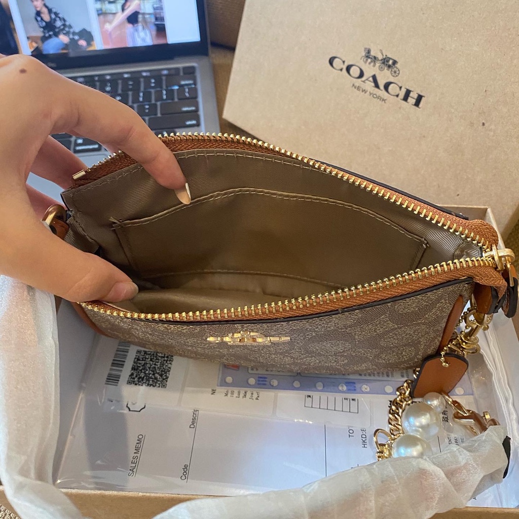 Túi đeo vai Coach dáng thuyền full hộp bill hãng