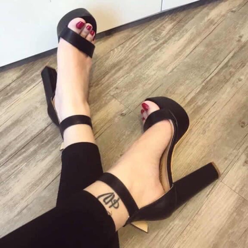 Sandal gộc bigtree đế đúp cao đều ko dốc mỏi về sll 2 màu đen - nude ✔Sz 34-38 ✔Full box Giá 430