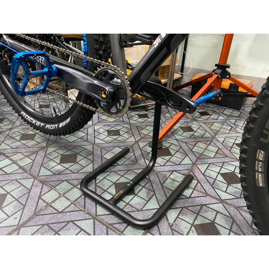 Chân chống xe đạp, dùng cho xe trục rỗng