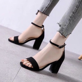 Giày sandal cao gót 7p đế vuông mũi tròn Sandal cao gót nữ 7p da bóng sang trọng GURI