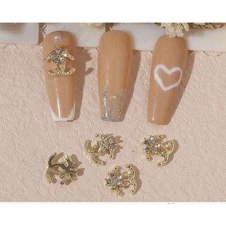 Charm thương hiệu gắn đá cao cấp