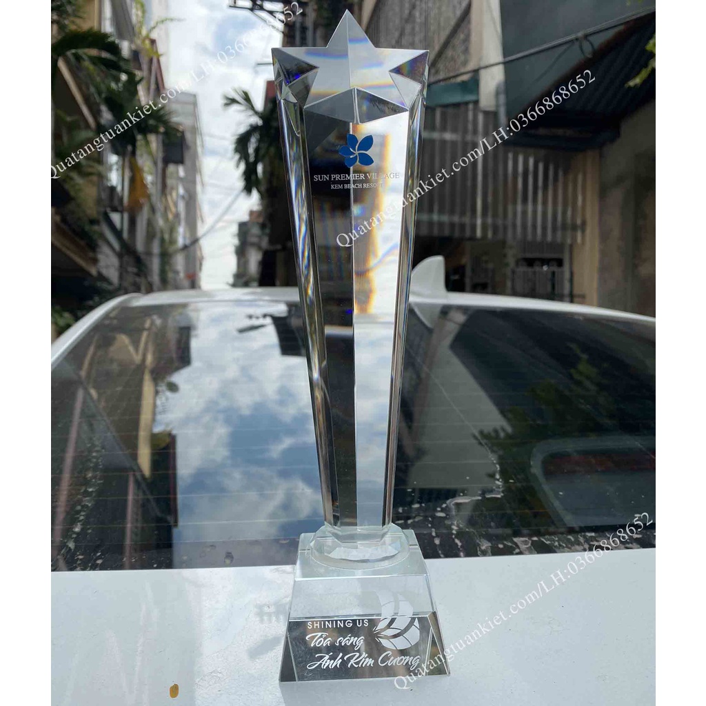 Cúp Pha Lê Sao Trụ