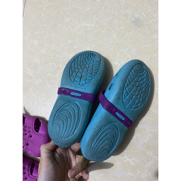 Thanh lý giày của bé crocs chính hãng