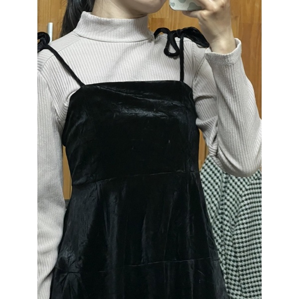 Áo 2 dây dáng babydoll nhung | A67