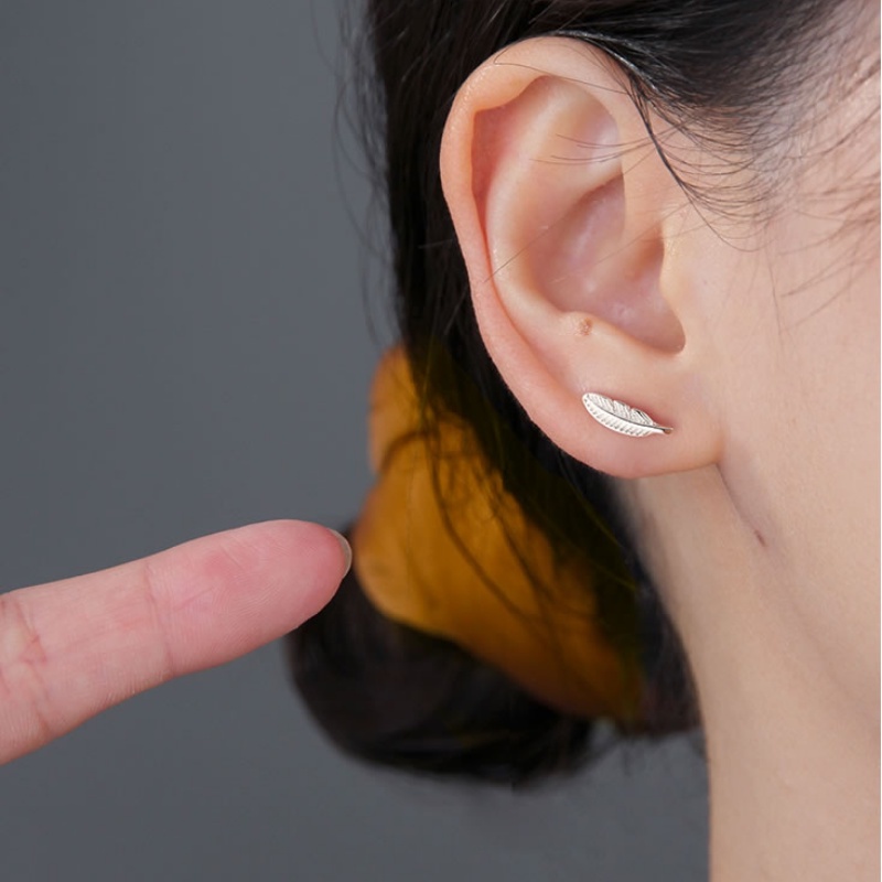 1 Cặp Bông Tai Bạc S925 Hình Chiếc Lá Nhỏ Không Gây Dị Ứng Dễ Thương Cho Nữ