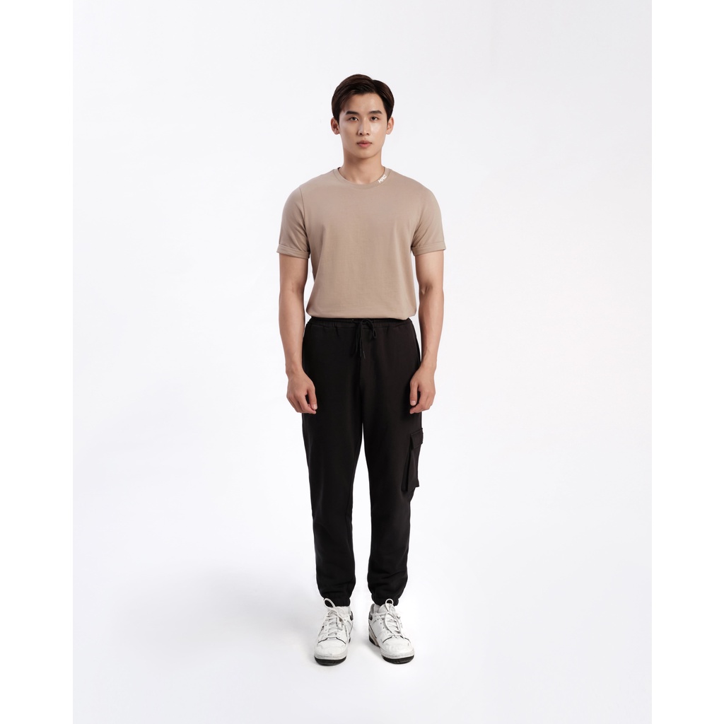 Quần Jogger màu đen MENFIT 2106033 chất Cotton cao cấp, co giãn, thoải mái