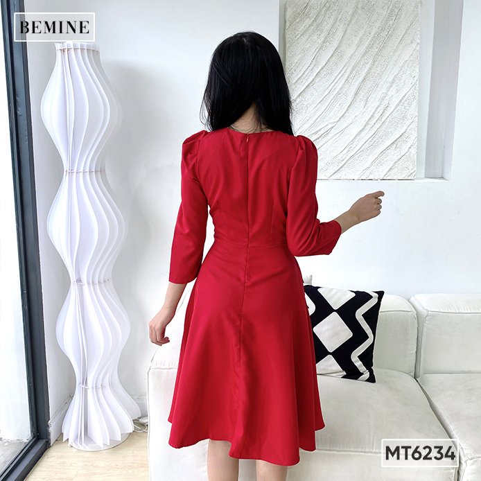 Đầm tay lỡ cổ ngọc trai tùng xòe BEMINE MT6234