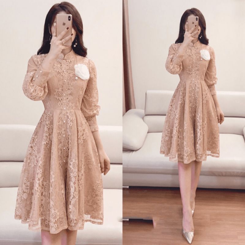 ĐẦM MẪU LỰA TRÊN LIVESTREAM