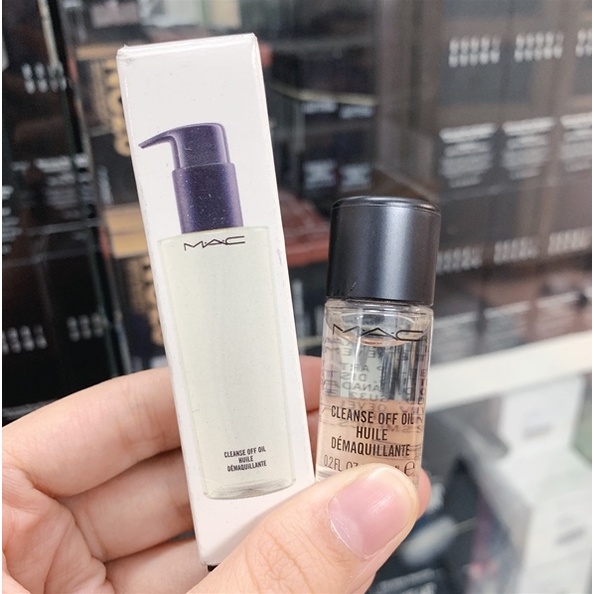 Nước tẩy trang MAC Cleanse Off Oil 6ml